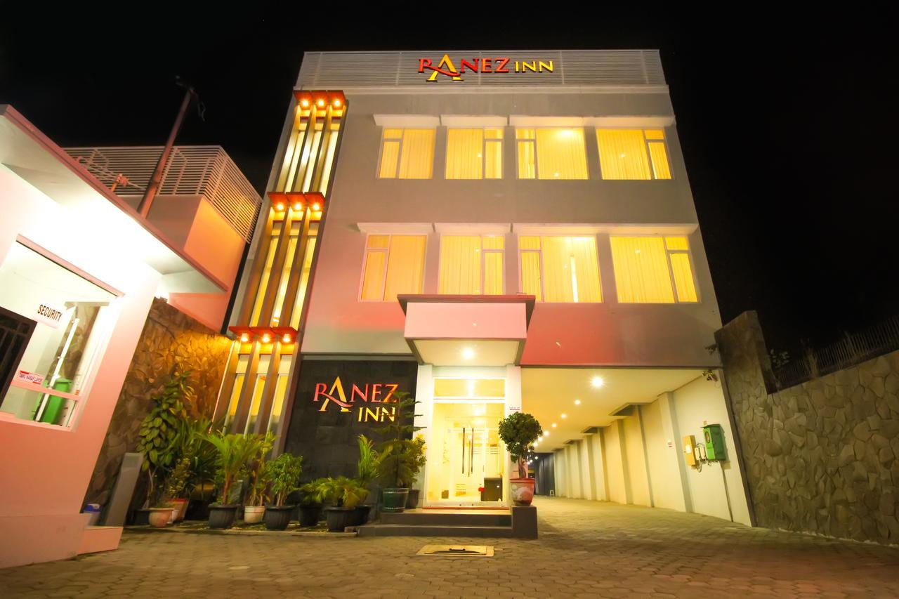 Ranez Inn Tegal  Exterior foto